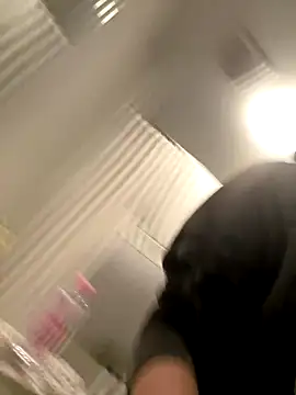 Snapshot of M1ssyk1ssy chatting on 11-05-25, 10:32 M1ssyk1ssy online show from 11-05-25, 10:32