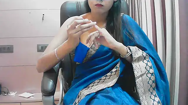 collage hoty online show from 09-12-25, 04:40