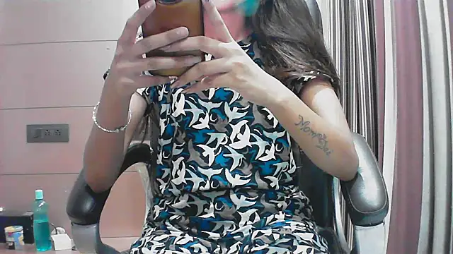 collage hoty online show from 09-16-25, 04:52