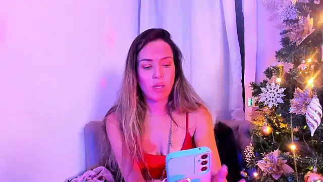 Snapshot of camilawm19 chatting on 12-04-24, 10:35 camilawm19 online show from 12-04-24, 10:35