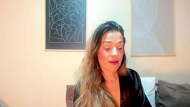 Snapshot of camilawm19 chatting on 12-08-24, 10:41 camilawm19 online show from 12-08-24, 10:41