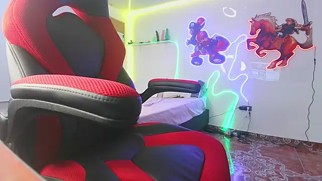 Snapshot of sweetie_tsgirl_ chatting on 01-12-25, 12:07 sweetie tsgirl online show from 01-12-25, 12:07