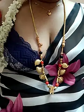 Snapshot of gaurika18 chatting on 02-24-25, 02:48 gaurika18 online show from 02-24-25, 02:48