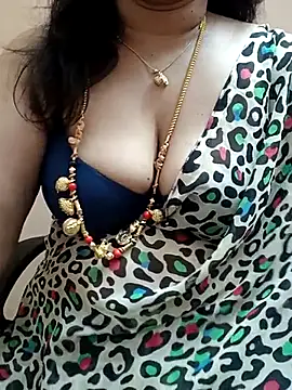 Snapshot of gaurika18 chatting on 02-25-25, 11:44 gaurika18 online show from 02-25-25, 11:44