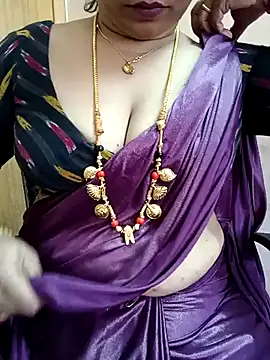 Snapshot of gaurika18 chatting on 03-02-25, 06:27 gaurika18 online show from 03-02-25, 06:27