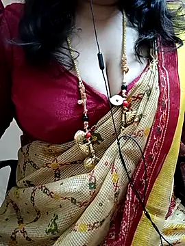 Snapshot of gaurika18 chatting on 03-03-25, 06:01 gaurika18 online show from 03-03-25, 06:01