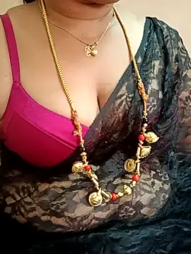 Snapshot of gaurika18 chatting on 03-06-25, 09:14 gaurika18 online show from 03-06-25, 09:14