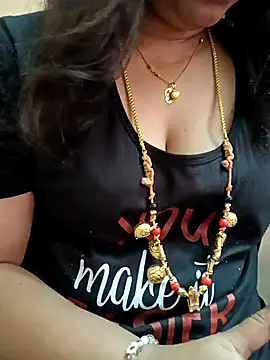 Snapshot of gaurika18 chatting on 03-15-25, 11:40 gaurika18 online show from 03-15-25, 11:40