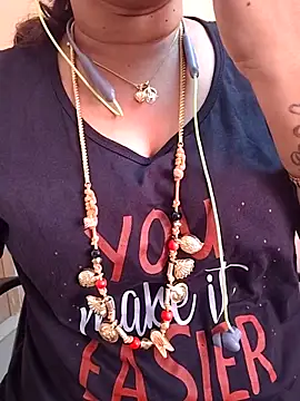 Snapshot of gaurika18 chatting on 03-20-25, 10:32 gaurika18 online show from 03-20-25, 10:32