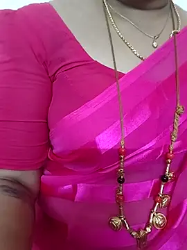 Snapshot of gaurika18 chatting on 09-13-25, 11:43 gaurika18 online show from 09-13-25, 11:43