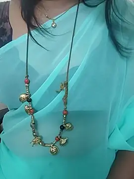 Snapshot of gaurika18 chatting on 10-26-25, 05:57 gaurika18 online show from 10-26-25, 05:57