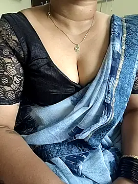 Snapshot of gaurika18 chatting on 03-16-26, 05:44 gaurika18 online show from 03-16-26, 05:44