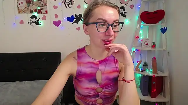 VasilisaSii online show from 02-15-25, 06:12