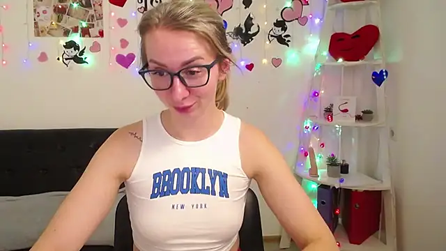 VasilisaSii online show from 03-07-25, 09:51