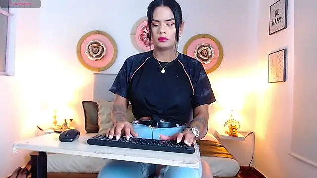 zoe hecate sexx online show from 04-16-26, 07:25