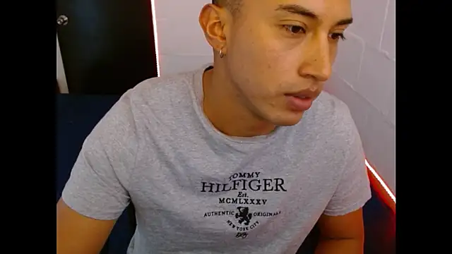 Davixx258 online show from 02-04-25, 08:17