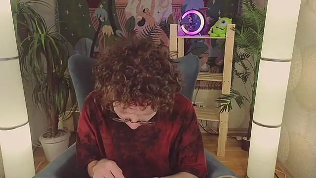 Snapshot of TommieH chatting on 03-06-25, 05:24 TommieH online show from 03-06-25, 05:24