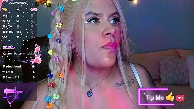 Snapshot of SofiaaCortes chatting on 02-02-25, 07:30 SofiaaCortes online show from 02-02-25, 07:30