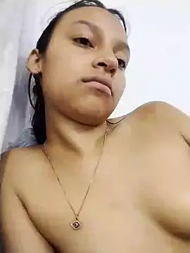 Snapshot of emma_ambar chatting on 12-08-24, 06:17 emma ambar online show from 12-08-24, 06:17