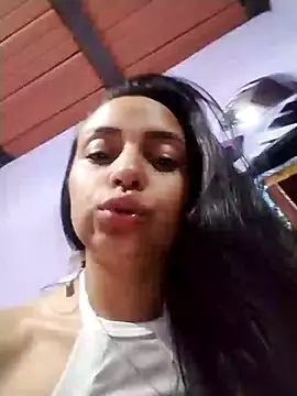 Snapshot of emma_ambar chatting on 02-21-25, 12:49 emma ambar online show from 02-21-25, 12:49