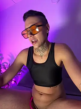  PhillipBrown online show from 03-06-26, 01:07