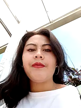 lara moon25 online show from 01-19-25, 04:04