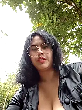 lara moon25 online show from 10-10-25, 07:35