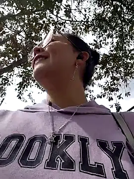 lara moon25 online show from 10-29-25, 07:37