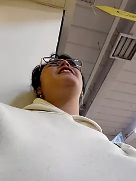 lara moon25 online show from 12-01-25, 07:30