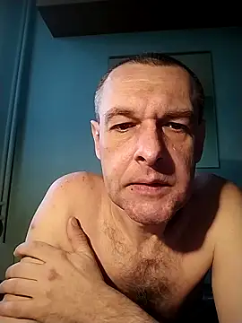 Andrzej-M online show from 04-11-26, 05:28