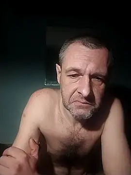 Andrzej-M online show from 04-17-26, 11:08