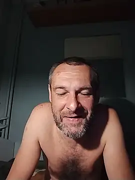 Snapshot of Andrzej-M chatting on 05-29-26, 11:58 Andrzej-M online show from 05-29-26, 11:58