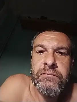 Snapshot of Andrzej-M chatting on 06-02-26, 10:56 Andrzej-M online show from 06-02-26, 10:56