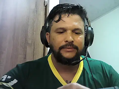 Snapshot of tupapito00 chatting on 03-18-26, 06:38 tupapito00 online show from 03-18-26, 06:38