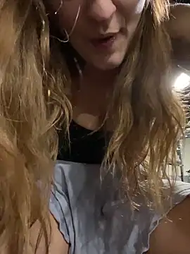 Snapshot of psilybaby chatting on 01-09-25, 05:34 psilybaby online show from 01-09-25, 05:34