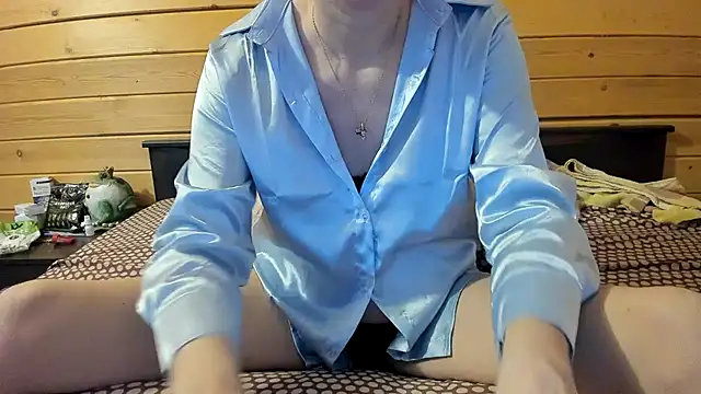 Snapshot of Cookiecutey chatting on 05-19-26, 07:15 Cookiecutey online show from 05-19-26, 07:15