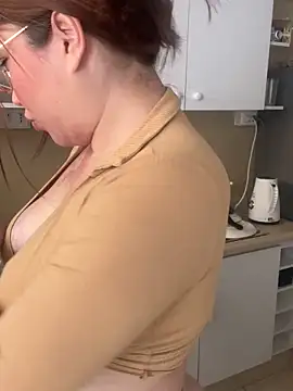 WhiteWomen online show from 11-02-25, 05:26