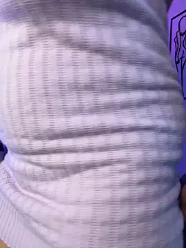 ashlyrey-1 online show from 04-14-26, 10:05