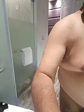 Snapshot of ridetoheaven chatting on 10-06-25, 02:47 ridetoheaven online show from 10-06-25, 02:47