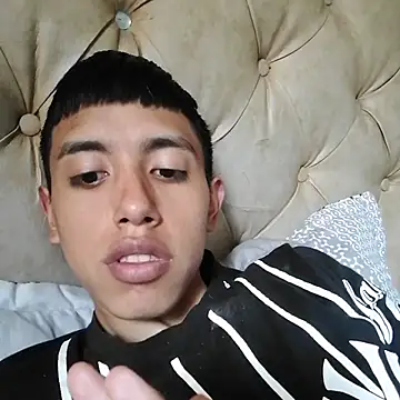 danuel23 online show from 10-22-25, 06:51