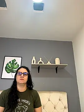 Soe Lara online show from 09-12-25, 10:48