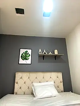 Soe Lara online show from 09-18-25, 10:50