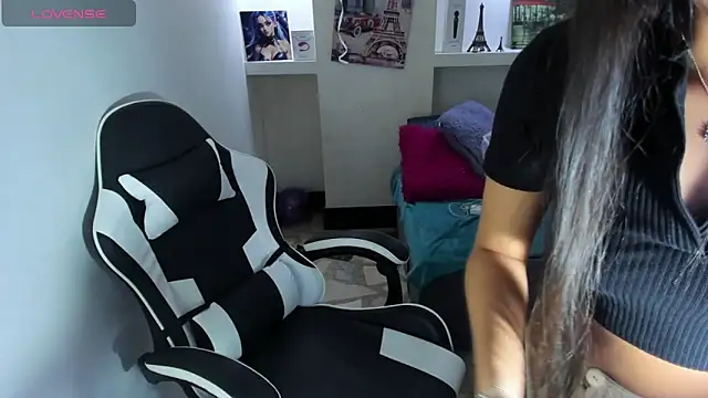 Catalehia Milk online show from 10-06-25, 07:55