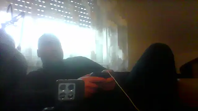 Snapshot of NewyorkDimi chatting on 01-19-25, 07:57 NewyorkDimi online show from 01-19-25, 07:57