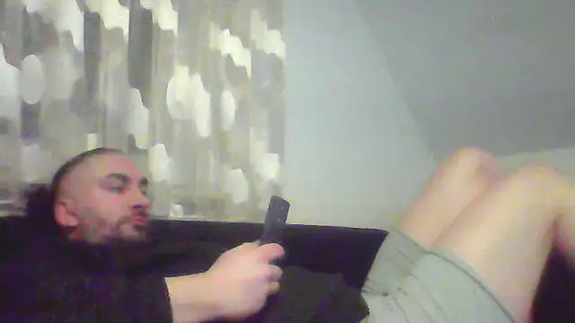 Snapshot of NewyorkDimi chatting on 03-04-25, 05:00 NewyorkDimi online show from 03-04-25, 05:00