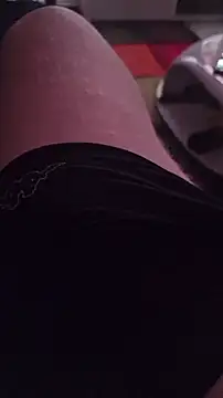 Warumnicht1980 online show from 02-04-26, 06:52