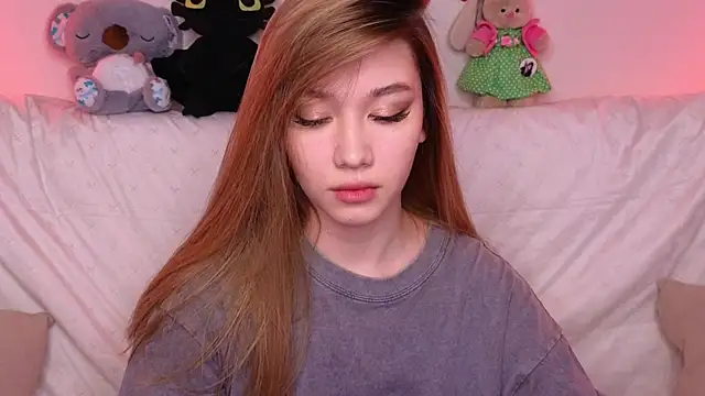 LuxuryGirl   online show from 03-05-25, 08:00