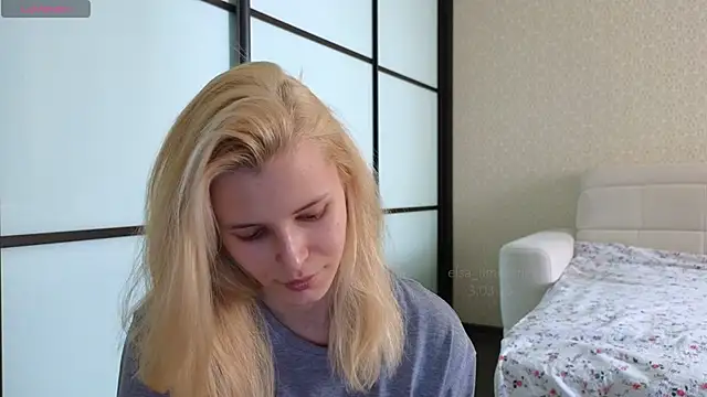 Snapshot of elsa_limerence chatting on 03-03-25, 08:05 elsa limerence online show from 03-03-25, 08:05