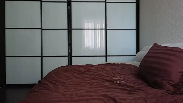 Snapshot of elsa_limerence chatting on 09-16-25, 12:06 elsa limerence online show from 09-16-25, 12:06