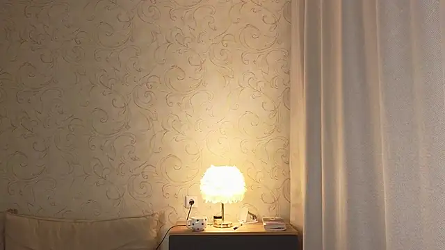 Snapshot of elsa_limerence chatting on 04-08-26, 04:18 elsa limerence online show from 04-08-26, 04:18